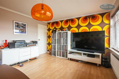 214 Bole Hill Road, Sheffield, S6 5DE