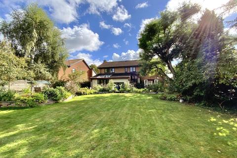 4 bedroom detached house for sale, Stony Stratford