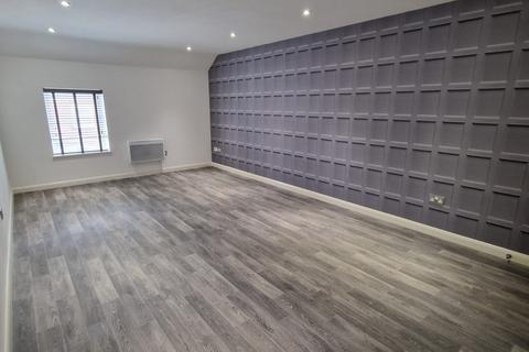 2 bedroom apartment to rent, Kingston Court, 6 Kingston Square, Hull, Yorkshire, HU2