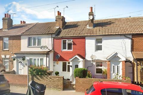 2 bedroom house for sale, Station Road, Rainham, Gillingham