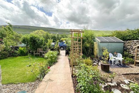 6 bedroom farm house for sale, Manor House Farm, Kettlewell, Skipton