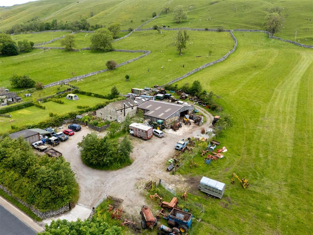Drone 2 Manor House Farm-01.jpg