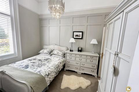 1, Sandal Grange Walton Lane, Wakefield, WF2 6AL