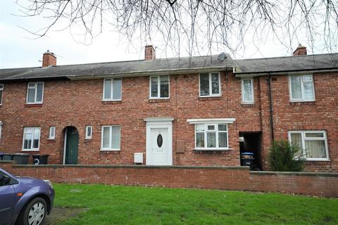 3 bedroom terraced house to rent, Churchill Avenue, Gilesgate