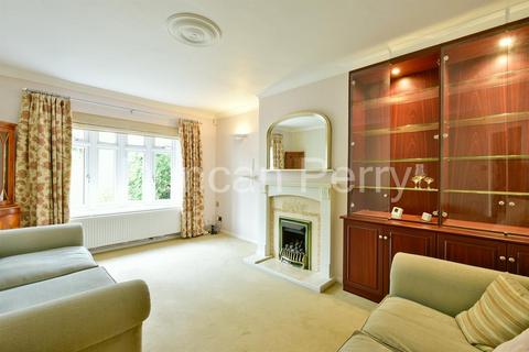 34 Skimpans Close, Welham Green, Hatfield, AL9 7PB