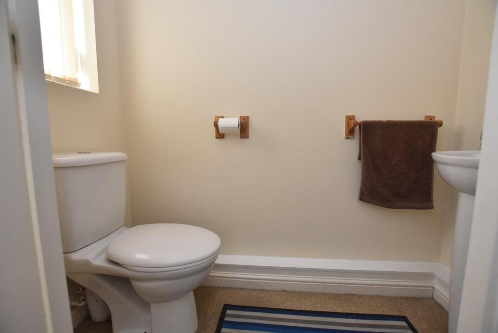 Downstairs wc.jpg