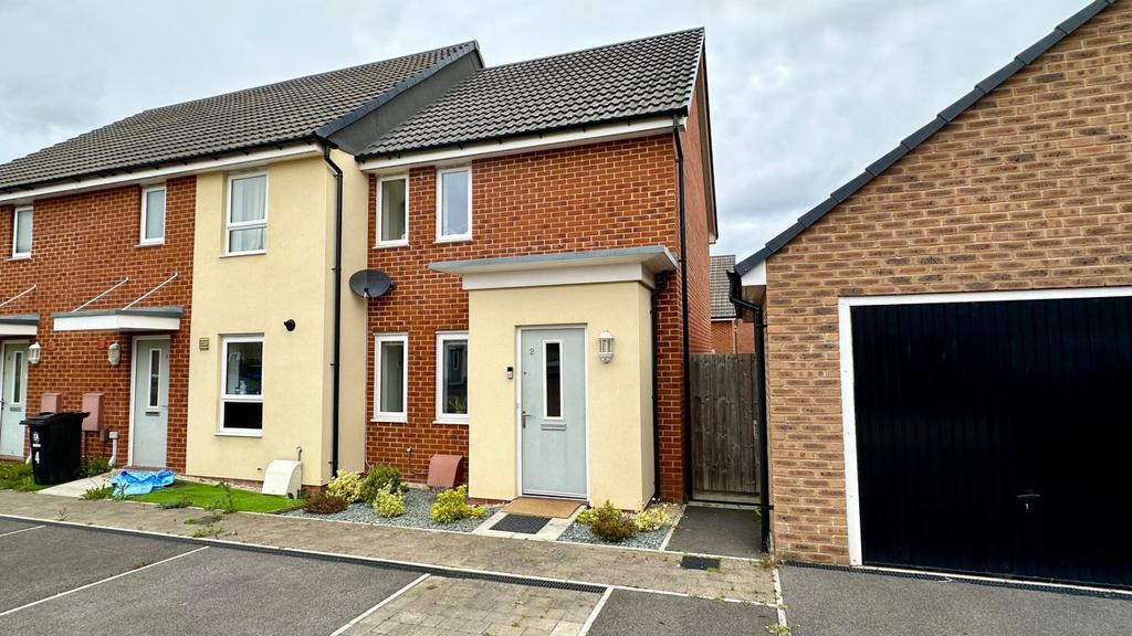 Oatley Way, Bristol 2 bed end of terrace house for sale £325,000