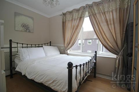 2 bedroom flat for sale, Landau Way, Broxbourne