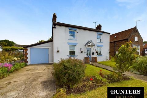 3 bedroom detached house for sale, Main Street, Buckton, Bridlington