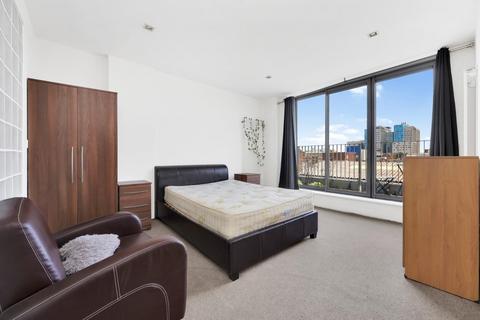 2 bedroom flat to rent, Plumbers Row, Aldgate East, E1