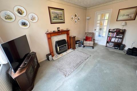 2 bedroom semi-detached house for sale, Perivale Way, Stourbridge, DY8 4ND