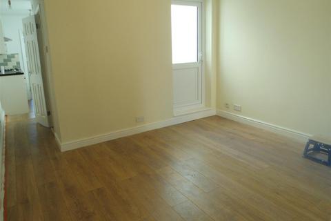 1 bedroom flat to rent, Napier Road, Gillingham