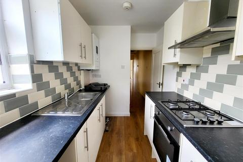 1 bedroom flat to rent, Napier Road, Gillingham