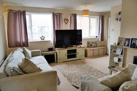 4 bedroom terraced house for sale, Wessington Park, Calne