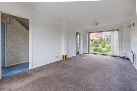45 Rowley Mead, Thornwood, Epping, CM16 6NH