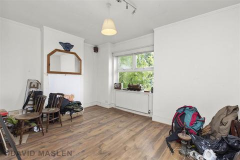 2 bedroom house for sale, Bear Road, Brighton