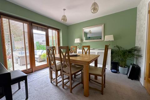 4 bedroom end of terrace house for sale, Great Mead, Chippenham