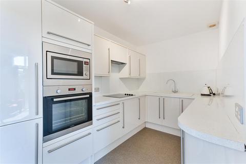 1 bedroom flat for sale, Chapel Road, Tadworth