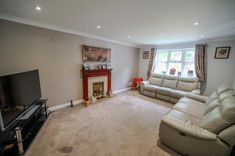 4 Brampton Crescent, Shirley, Solihull, B90 3SY