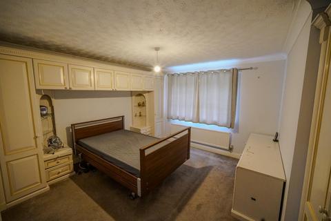 4 Brampton Crescent, Shirley, Solihull, B90 3SY