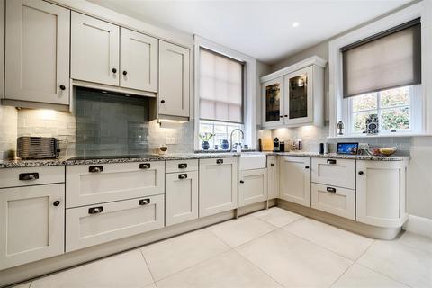 4 bedroom townhouse for sale, Totteridge Common, Totteridge