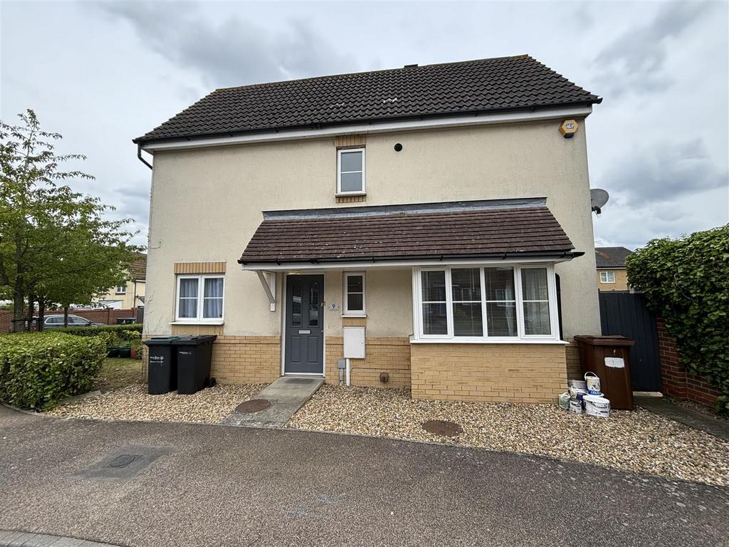 Mermaid Close, Gravesend 3 bed house to rent £1,600 pcm (£369 pw)