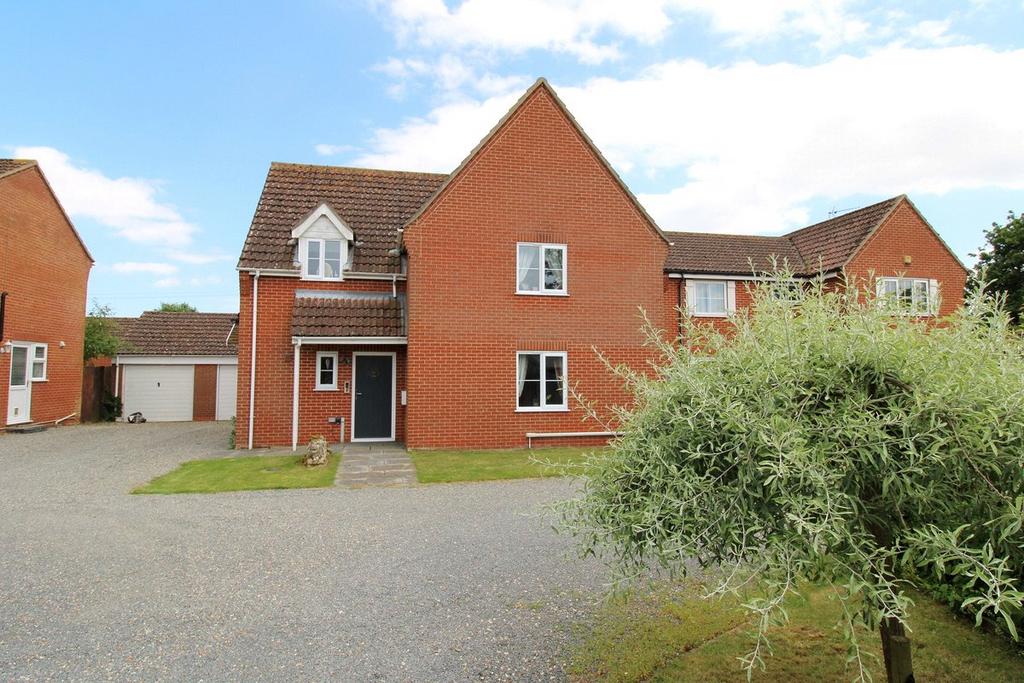 Acorn Rise, Hollesley, Woodbridge... 4 bed detached house for sale £