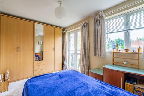 1 bedroom flat for sale, Heslington Court, Heslington, York