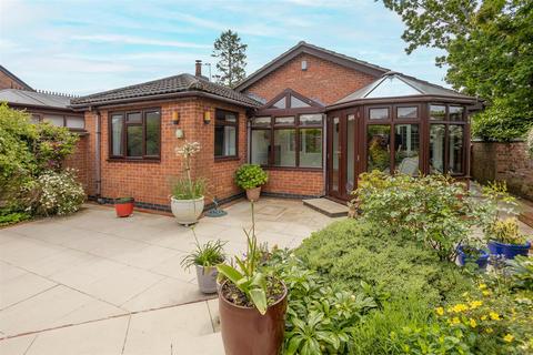 2 bedroom detached bungalow for sale, High Street, Husbands Bosworth, Lutterworth