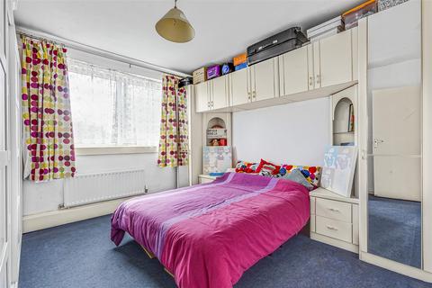 1 bedroom flat for sale, Tangley Grove, Putney, SW15