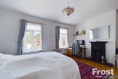 3 bedroom semi-detached house for sale, Sidney Road, Staines-upon-Thames, Surrey, TW18