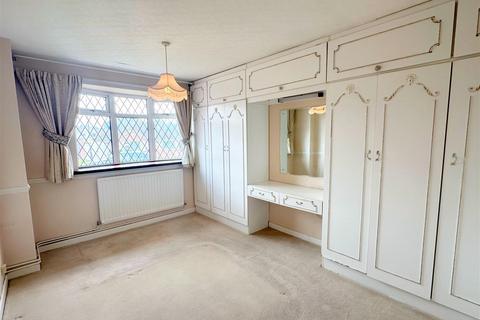 5 Harewell Drive, Sutton Coldfield, B75 6RU