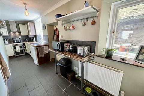 3 bedroom end of terrace house for sale, Station Road, Upper Brynamman, Ammanford