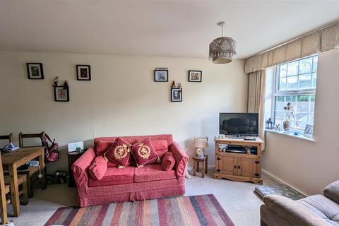 2 bedroom flat for sale, Marine Gardens, Coleford GL16