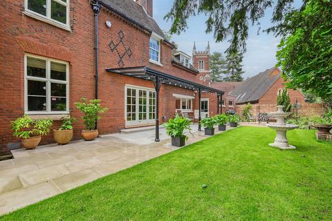 5 bedroom detached house for sale, Warley Hill, Great Warley, Brentwood