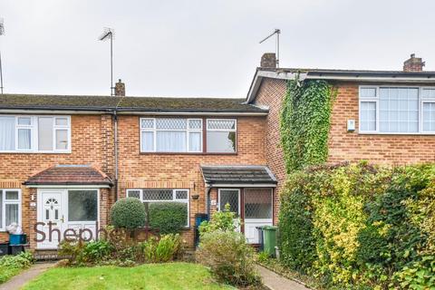 3 bedroom terraced house to rent, Bell Lane, Broxbourne EN10