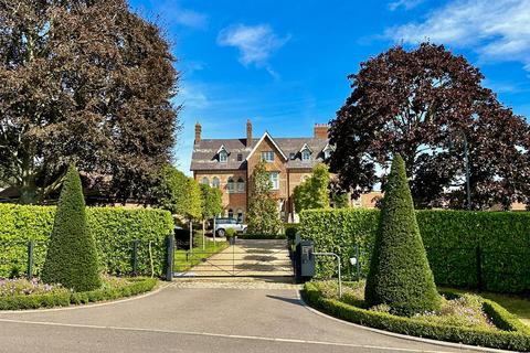 5 bedroom country house for sale, Trueloves Lane, Ingatestone