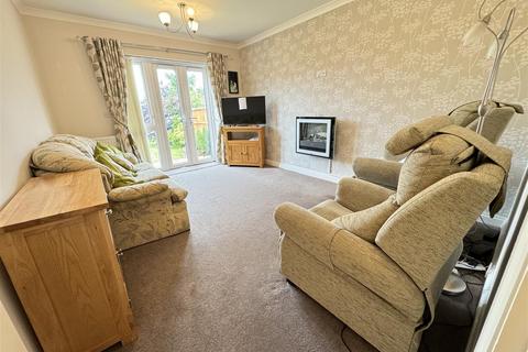 2 bedroom semi-detached bungalow for sale, Tame Valley Crescent, Great Barr, Birmingham