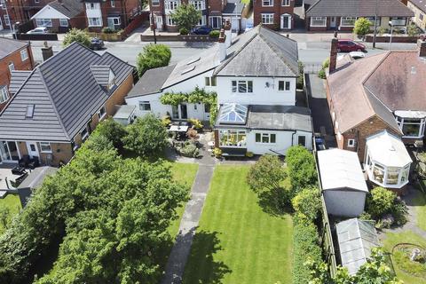 5 bedroom detached house for sale, Golf Links Road, Hull