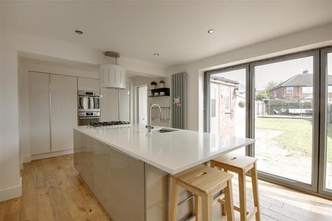 48 Riverview Avenue, North Ferriby, HU14 3DT