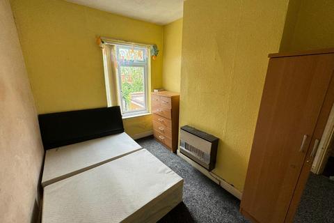 3 bedroom terraced house to rent, Southfield Road, Edgbaston, Birmingham, B16 0JP