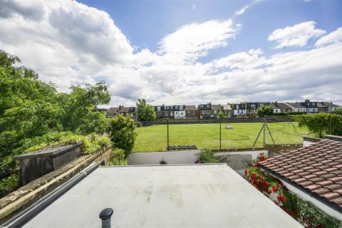 12 Queens Terrace, Isleworth, TW7 7DB
