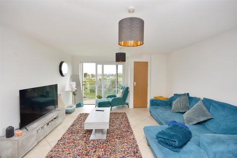 2 bedroom flat for sale, Groombridge Avenue, Eastbourne