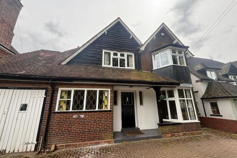 5 bedroom detached house to rent, Anchorage Road, Sutton Coldfield