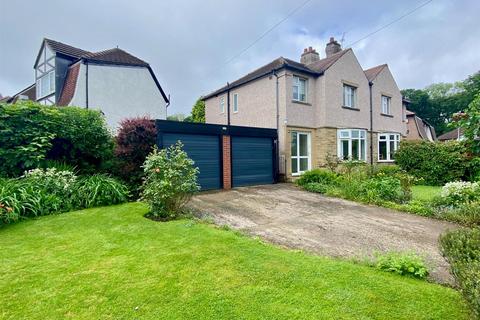7 Broadgate Crescent, Huddersfield, HD5 8HU