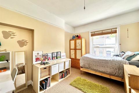 107 Buxton Road, Disley, Stockport, SK12 2HA