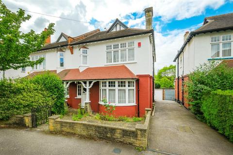 4 bedroom semi-detached house for sale, Mount View Road, North Chingford