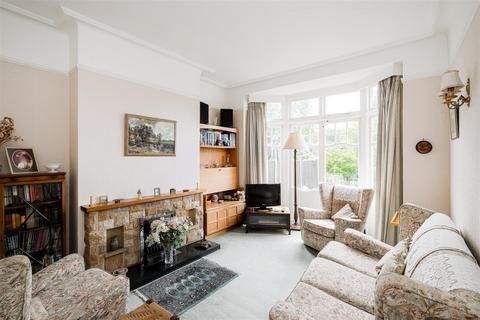 4 bedroom semi-detached house for sale, Mount View Road, North Chingford