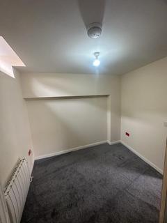 2 bedroom flat to rent, High Street, Wealdstone, Harrow