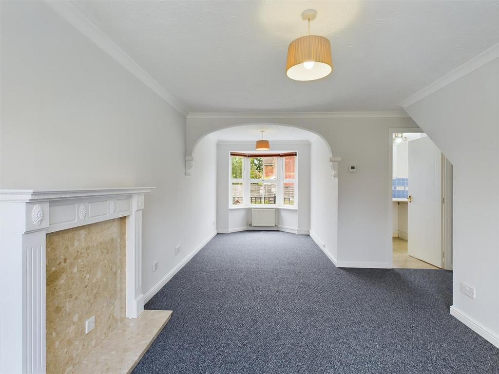 Wadham Grove, Emersons Green Bristol... 3 bed semidetached house to